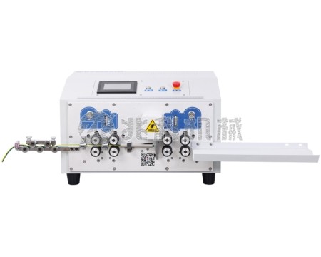 触摸屏版八轮驱动剥线机